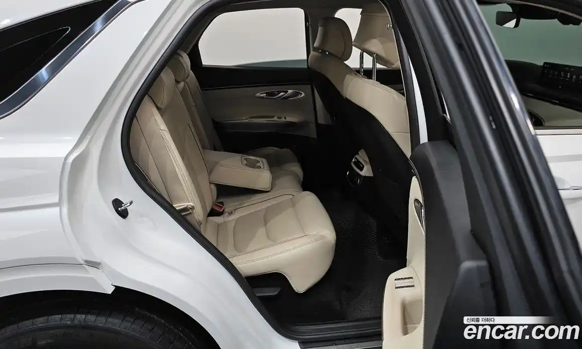 Genesis GV70 2021 2.5 Автомат в Москве № 117333, фото 7