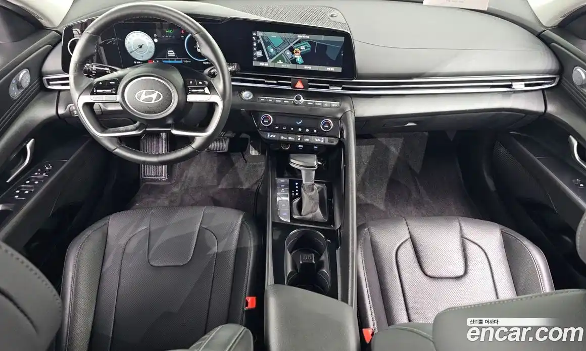 Hyundai Avante 2024 1.6 Автомат в Москве № 119919, фото 3