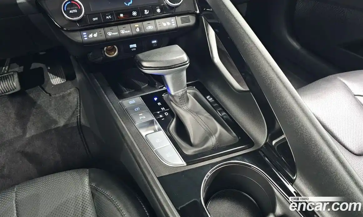 Hyundai Avante 2024 1.6 Автомат в Москве № 119919, фото 4