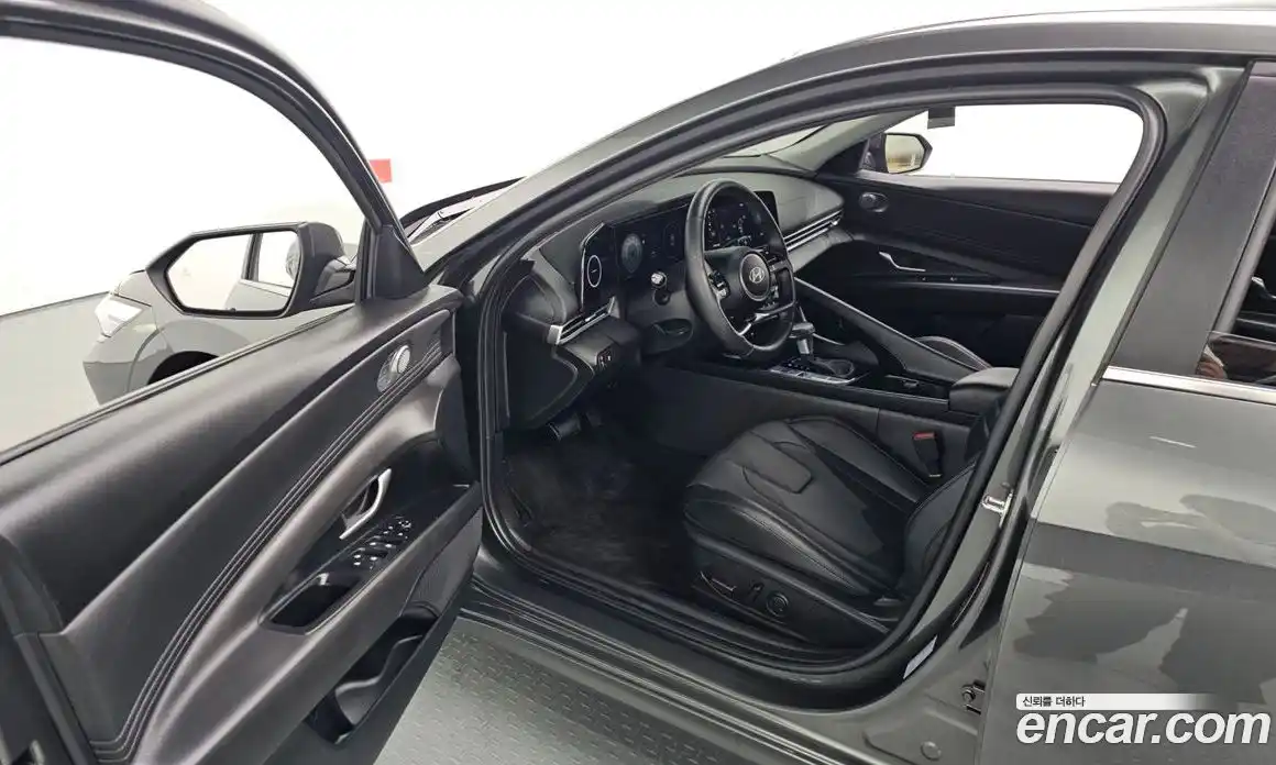 Hyundai Avante 2024 1.6 Автомат в Москве № 119919, фото 5