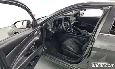 Hyundai Avante 2024 1.6 Автомат в Москве № 119919, миниатюра 5