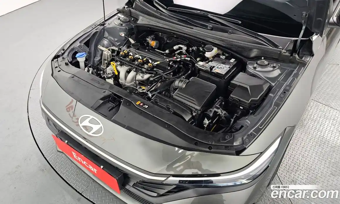 Hyundai Avante 2024 1.6 Автомат в Москве № 119919, фото 8