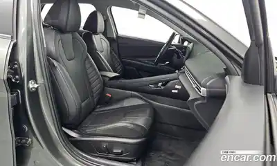 Hyundai Avante 2024 1.6 Автомат в Москве № 119919, миниатюра 9