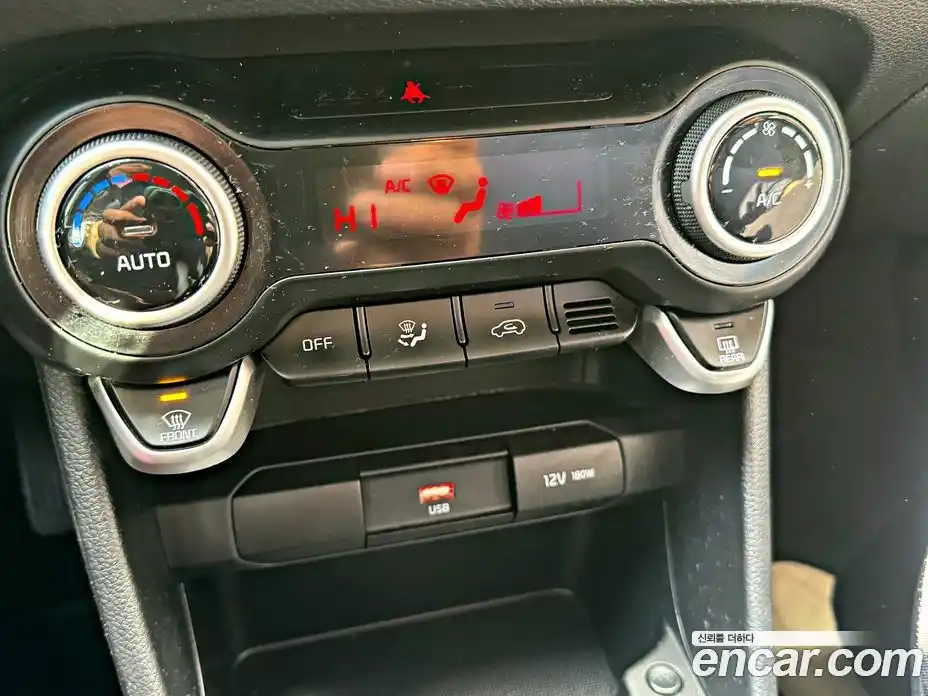 Kia Morning 2023 1.0 Автомат в Москве № 120414, фото 11