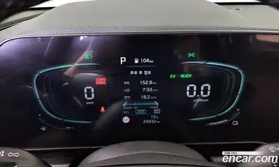 Kia Niro 2023 1.6 Автомат в Москве № 120605, миниатюра 8