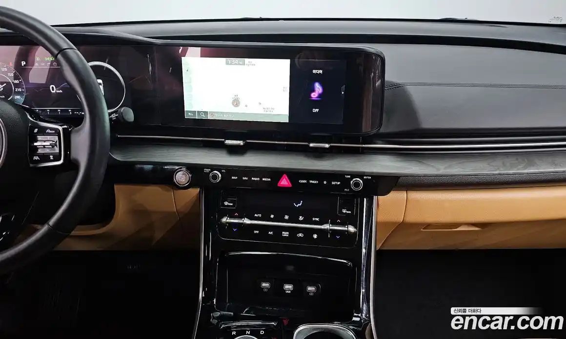 Kia Canival 2023 2.2 Автомат в Москве № 121259, фото 13