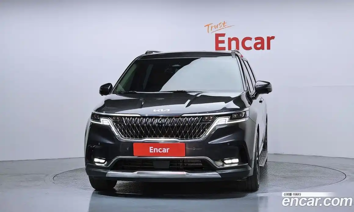 Kia Canival 2023 2.2 Автомат в Москве № 121259, фото 3