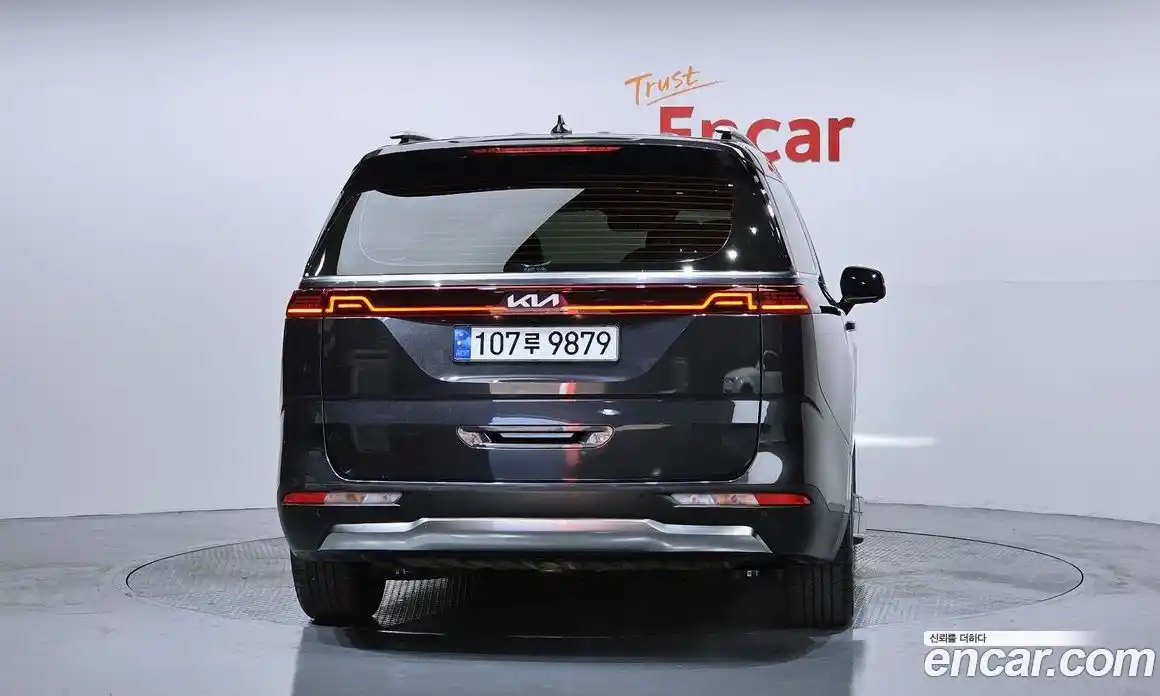 Kia Canival 2023 2.2 Автомат в Москве № 121259, фото 4