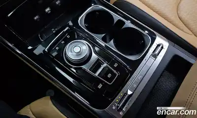 Kia Canival 2023 2.2 Автомат в Москве № 121259, миниатюра 9