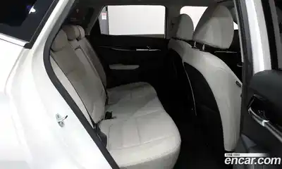 Kia Seltos 2023 1.6 Автомат в Москве № 122299, миниатюра 12