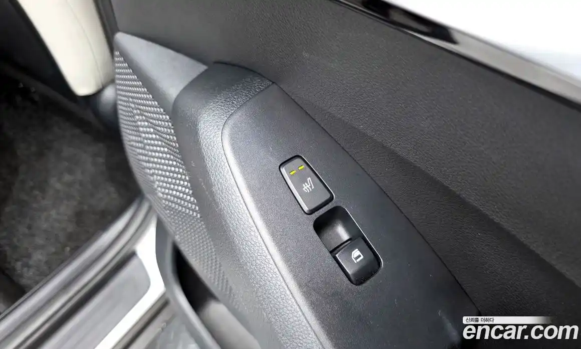 Kia Seltos 2023 1.6 Автомат в Москве № 122299, фото 19