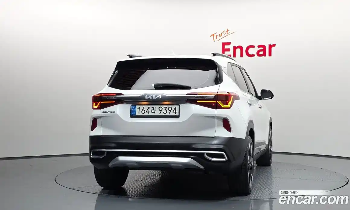 Kia Seltos 2023 1.6 Автомат в Москве № 122299, фото 4