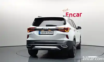 Kia Seltos 2023 1.6 Автомат в Москве № 122299, миниатюра 4