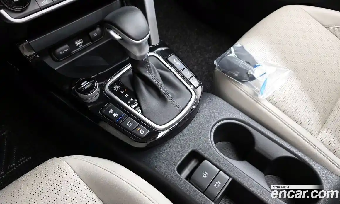 Kia Seltos 2023 1.6 Автомат в Москве № 122299, фото 9