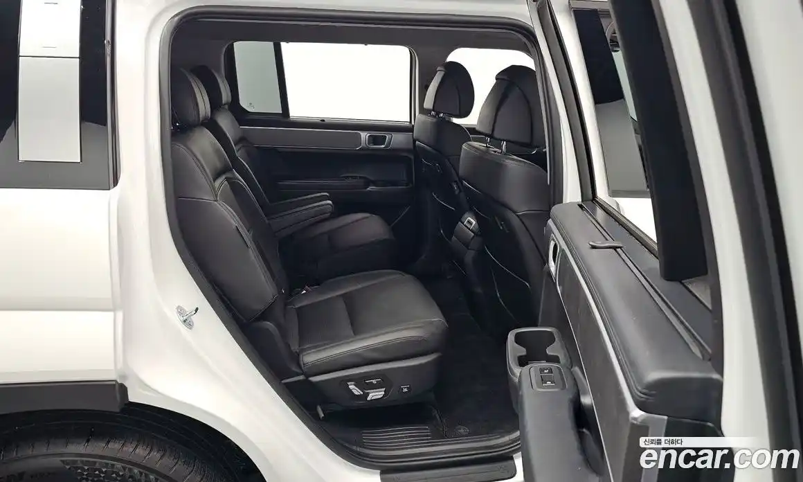 Hyundai Santa Fe 2025 1.6 Автомат в Москве № 124655, фото 11