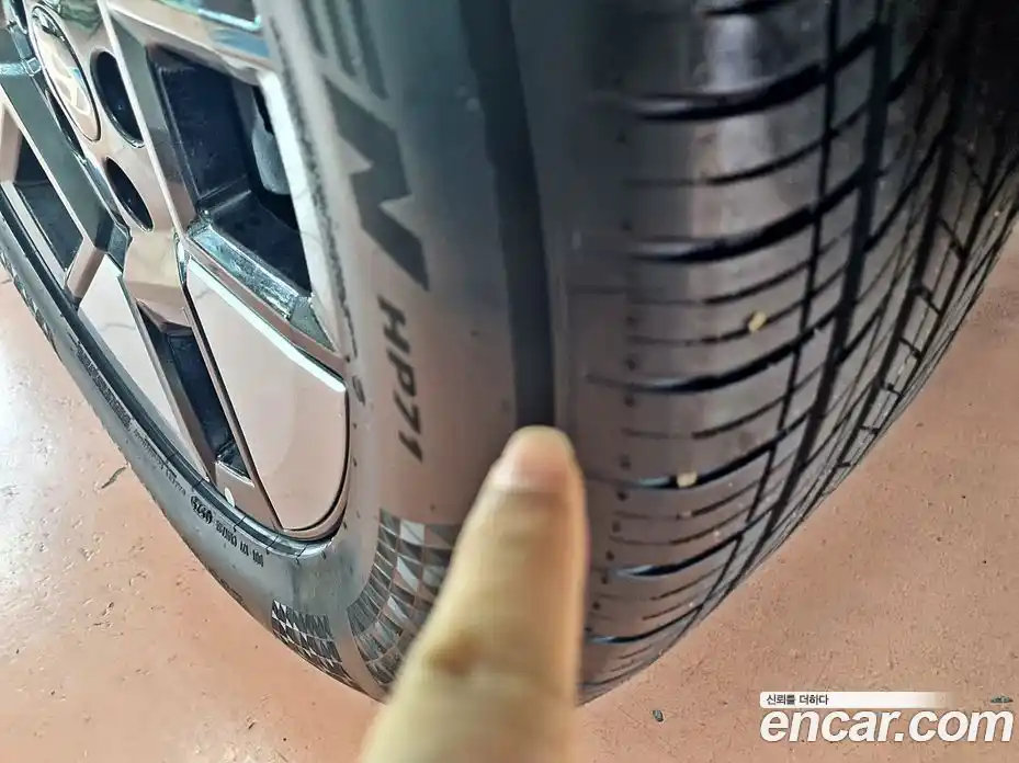 Hyundai Santa Fe 2025 1.6 Автомат в Москве № 124655, фото 18