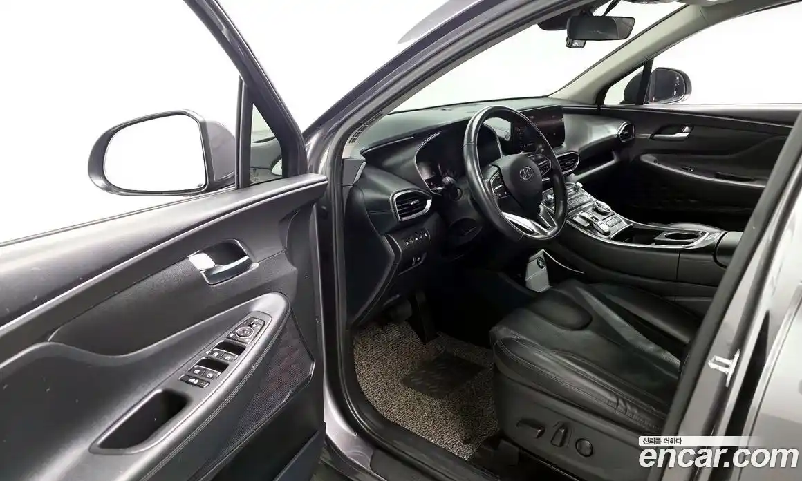 Hyundai Santa Fe 2021 2.2 Автомат в Москве № 126052, фото 18