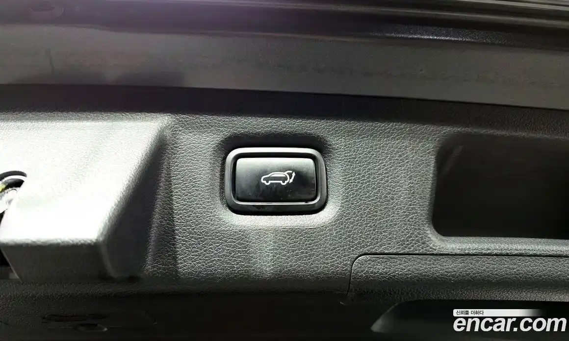 Hyundai Santa Fe 2021 2.2 Автомат в Москве № 126052, фото 20