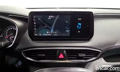 Hyundai Santa Fe 2021 2.2 Автомат в Москве № 126052, миниатюра 3