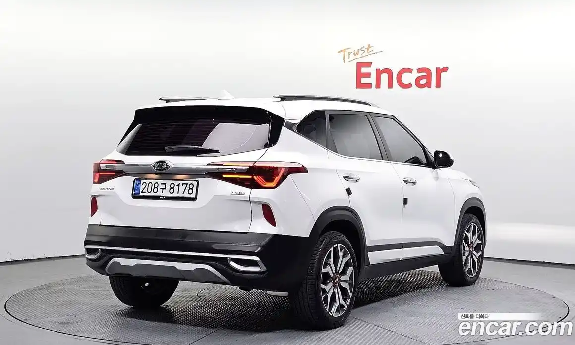 Kia Seltos 2020 1.6 Автомат в Москве № 132050, фото 13