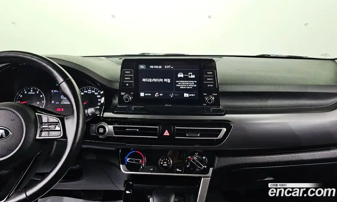 Kia Seltos 2020 1.6 Автомат в Москве № 132050, фото 16