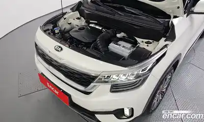 Kia Seltos 2020 1.6 Автомат в Москве № 132050, миниатюра 5
