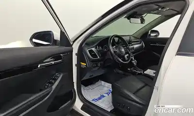 Kia Seltos 2020 1.6 Автомат в Москве № 132050, миниатюра 9