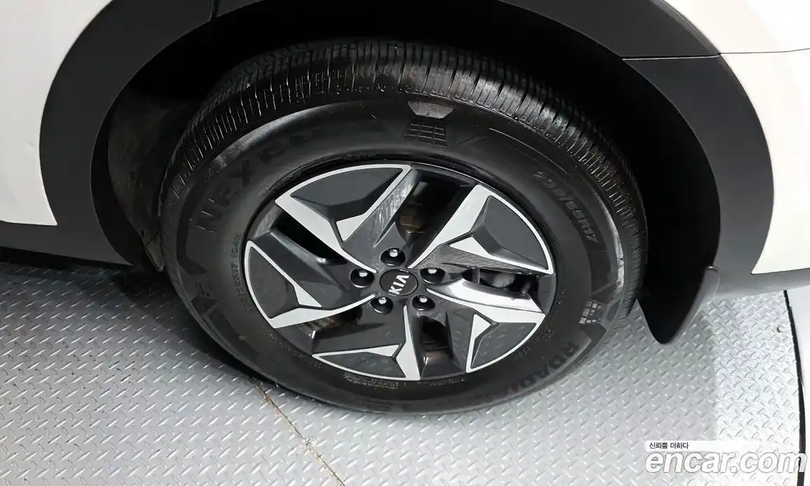 Kia Sorento 2021 1.6 Автомат в Москве № 132362, фото 12