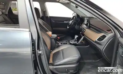 Kia Seltos 2022 1.6 Автомат в Москве № 133423, миниатюра 6