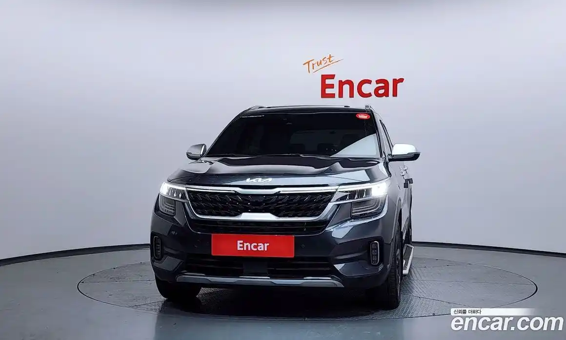 Kia Seltos 2022 1.6 Автомат в Москве № 133423, фото 8