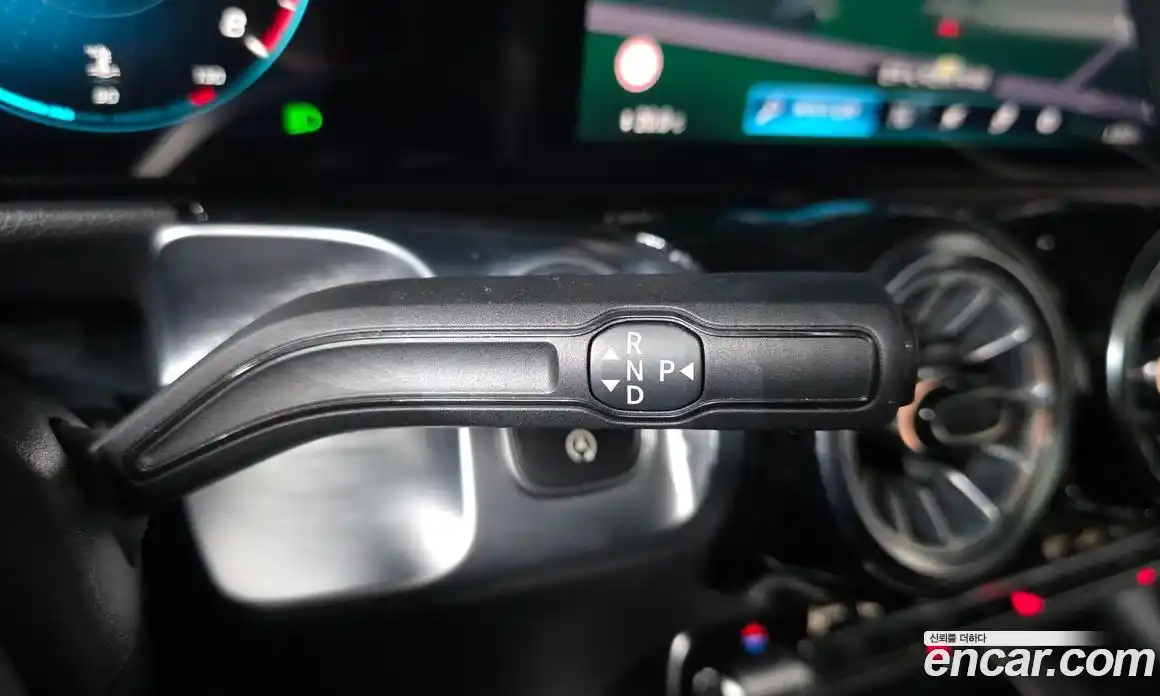 Mercedes-Benz GLB-Class 2022 2.0 Автомат в Москве № 135045, фото 12