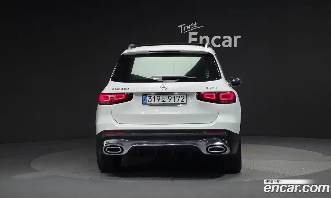 Mercedes-Benz GLB-Class 2022 2.0 Автомат в Москве № 135045, фото 14