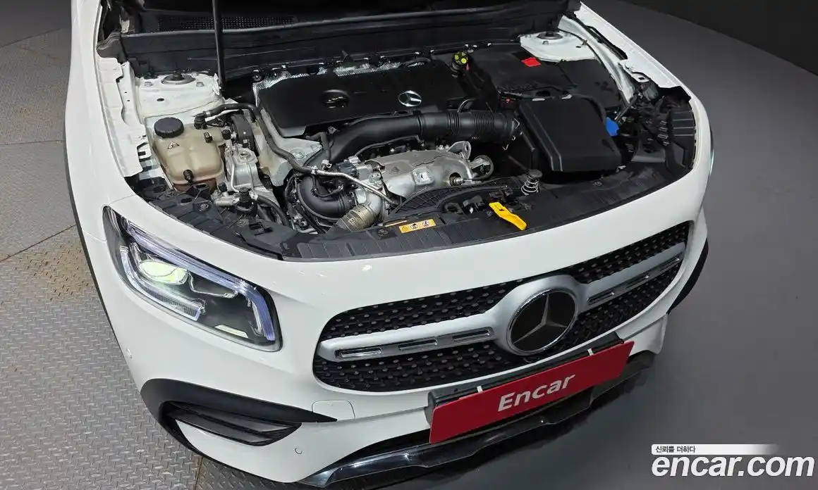 Mercedes-Benz GLB-Class 2022 2.0 Автомат в Москве № 135045, фото 16