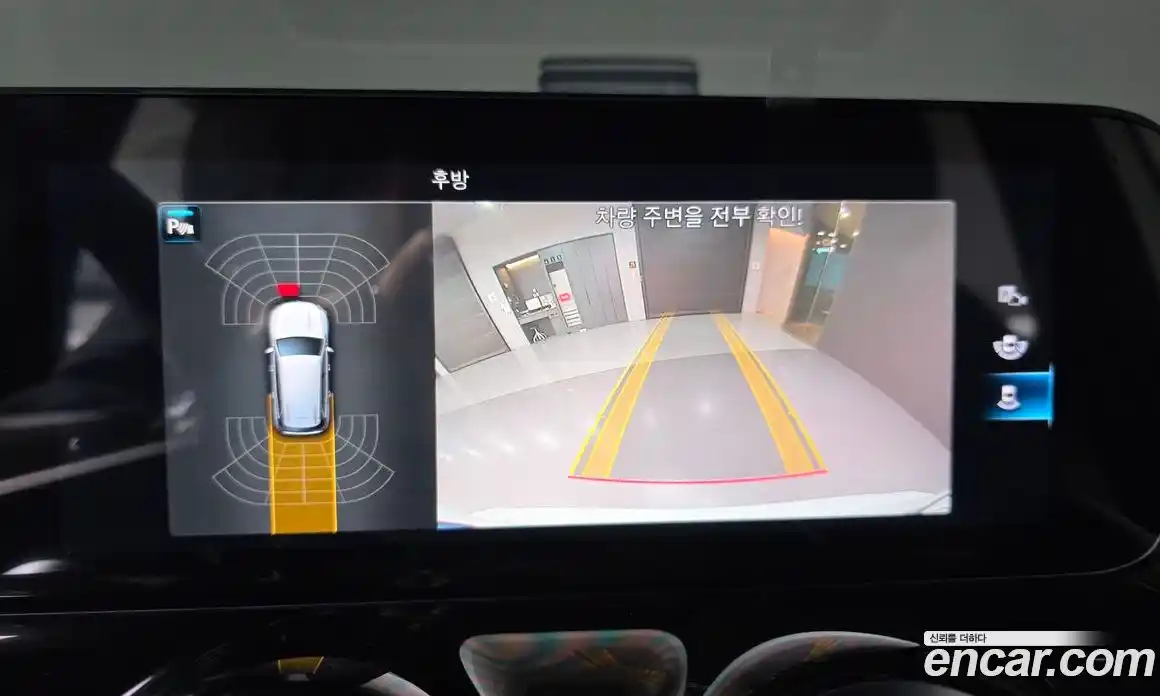 Mercedes-Benz GLB-Class 2022 2.0 Автомат в Москве № 135045, фото 18