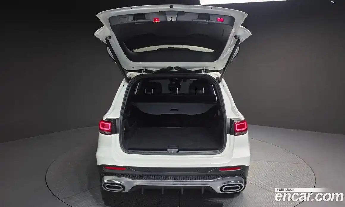 Mercedes-Benz GLB-Class 2022 2.0 Автомат в Москве № 135045, фото 19