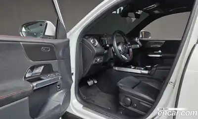 Mercedes-Benz GLB-Class 2022 2.0 Автомат в Москве № 135045, миниатюра 9