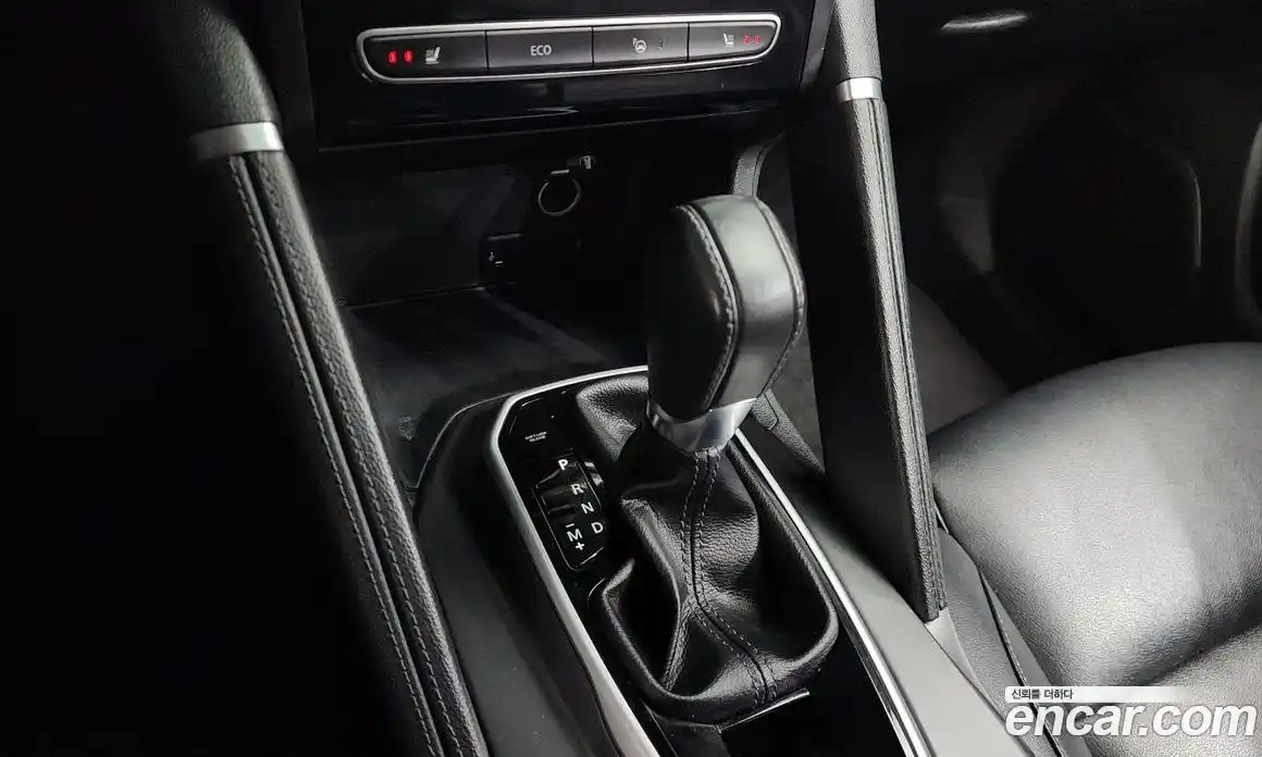 Renault QM6 2023 2.0 Автомат в Москве № 137822, фото 20