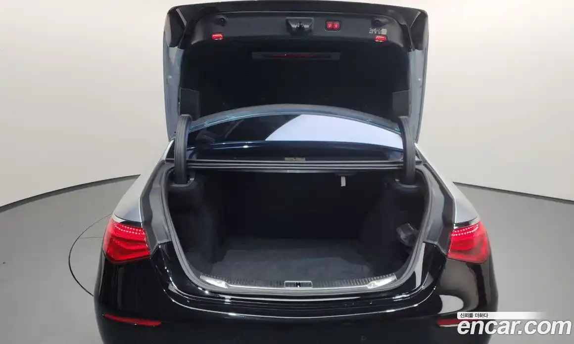 Mercedes-Benz S-Class 2024 4.0 Автомат в Москве № 139297, фото 20