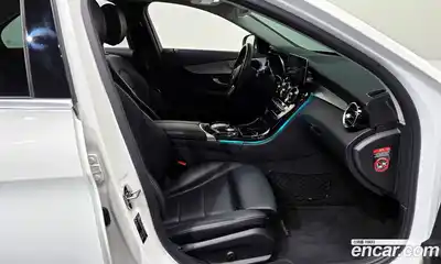 Mercedes-Benz C-Class 2020 2.0 Автомат в Москве № 139632, миниатюра 11