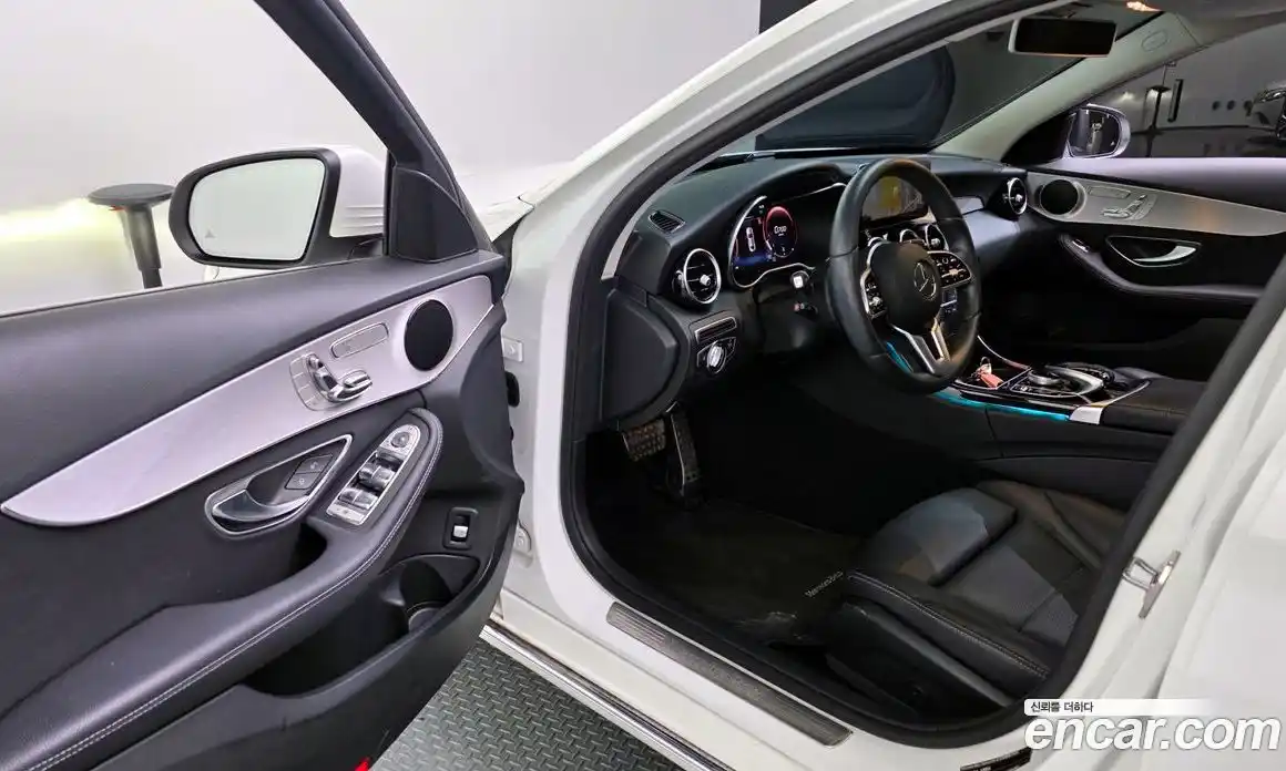 Mercedes-Benz C-Class 2020 2.0 Автомат в Москве № 139632, фото 10