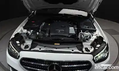 Mercedes-Benz E-Class 2021 2.0 Автомат в Москве № 140053, миниатюра 12