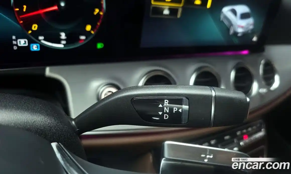 Mercedes-Benz E-Class 2021 2.0 Автомат в Москве № 140053, фото 15