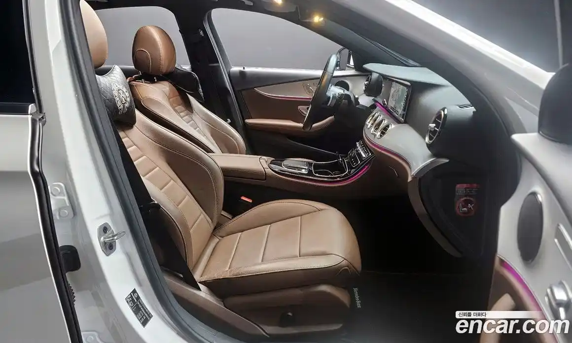 Mercedes-Benz E-Class 2021 2.0 Автомат в Москве № 140053, фото 16