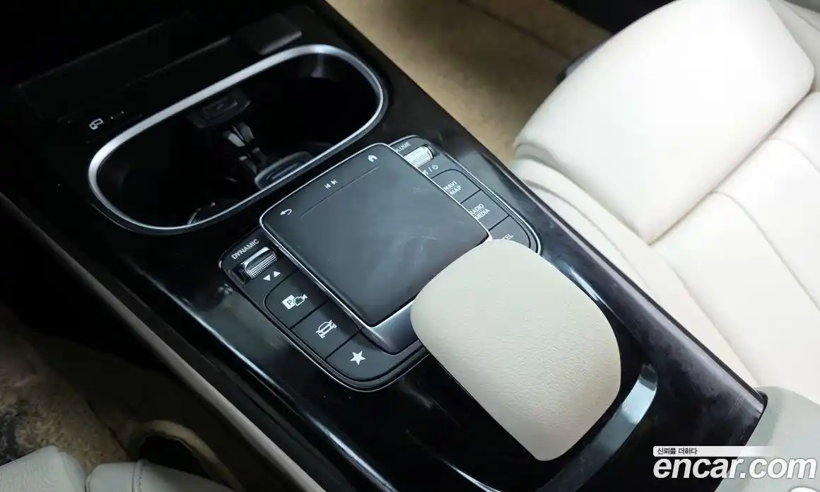 Mercedes-Benz A-Class 2023 2.0 Автомат в Москве № 142473, фото 15