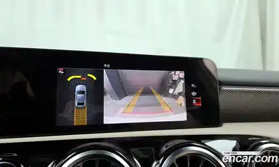 Mercedes-Benz A-Class 2023 2.0 Автомат в Москве № 142473, миниатюра 2