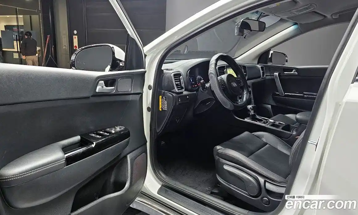 Kia Sportage 2016 2.0 Автомат в Москве № 14422, фото 16