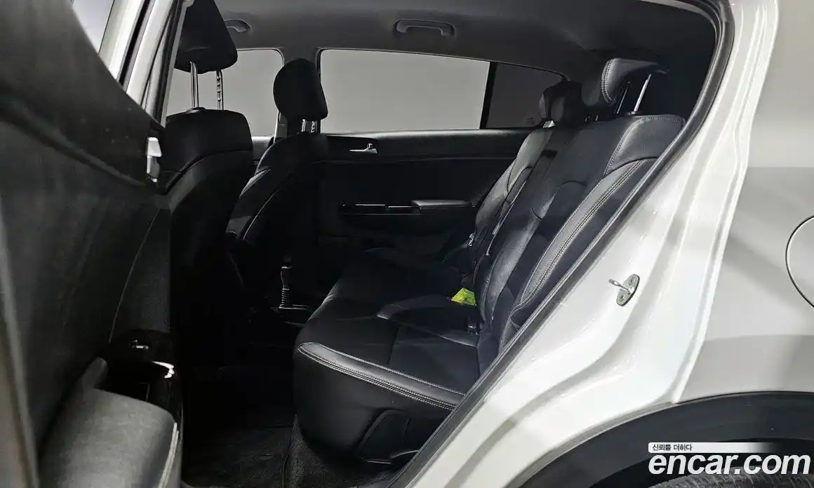 Kia Sportage 2016 2.0 Автомат в Москве № 14422, фото 19