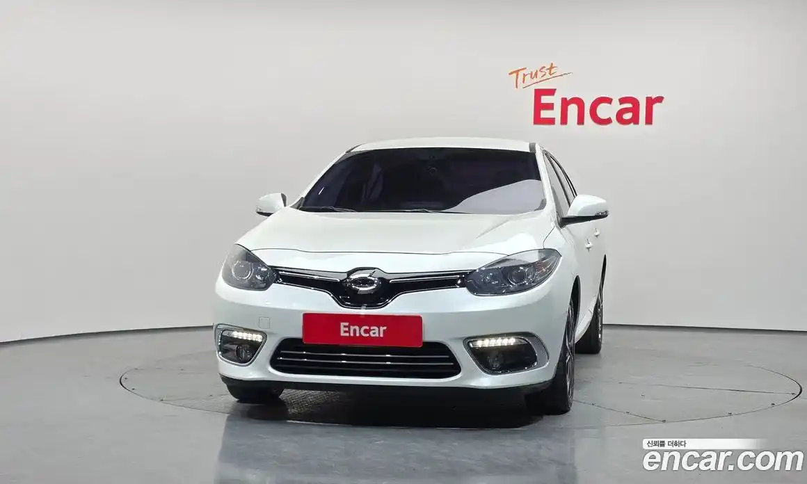 Renault SM3 2016 1.6 Автомат в Москве № 147866, фото 1