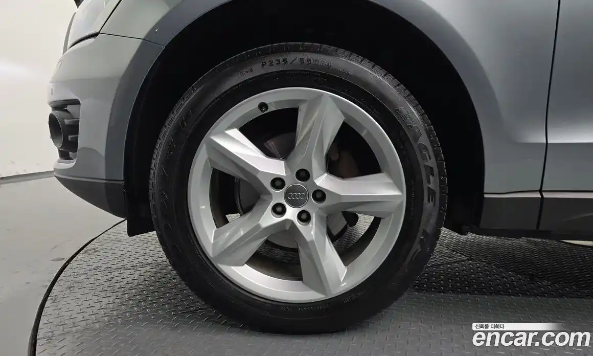 Audi Q5 2011 2.0 Автомат в Москве № 149376, фото 12