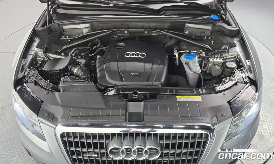 Audi Q5 2011 2.0 Автомат в Москве № 149376, фото 13